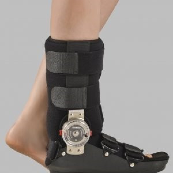 ROM WALKER HAVALI DERECE AYARLI AYAK BİLEĞİ ORTEZİ ROM WALKER HAVALI DERECE AYARLI AYAK BİLEĞİ ORTEZİ
